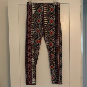 Tribal print leggings